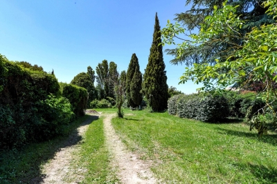 terrain à vendre à UZÈS   - 2000 m² 