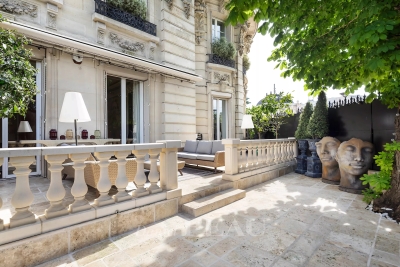 Appartement &agrave; vendre &agrave; PARIS 16EME  - 5 pi&egrave;ces - 248 m&sup2; 