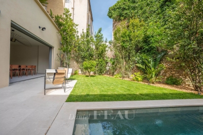 Maison à vendre à AIX-EN-PROVENCE Est - 7 pièces - 230 m² 