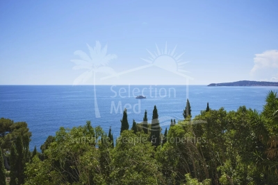 Maison à vendre vue mer ascenseur terrasse beaulieu sur mer 