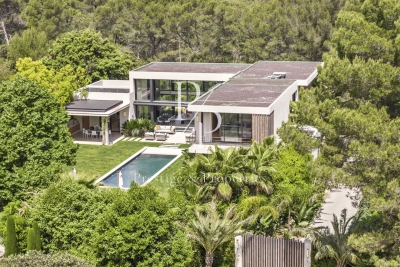 Maison à vendre à MOUGINS  - 10 pièces - 703 m² 