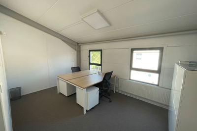 Commerce à louer à VENELLES  - 1 pièces - 12 m² 