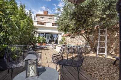 Maison à vendre à THUIR   - 263 m² 