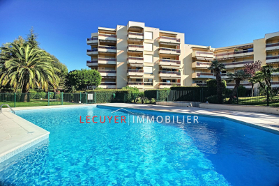 Appartement à vendre à GOLFE JUAN Pont du Lys-Antibes Les Pins - 2 pièces - 44 m² 