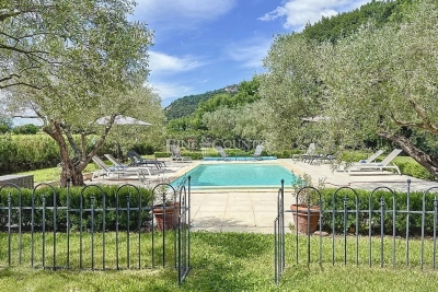 Maison &agrave; vendre &agrave; immobilier GONFARON  - 9 pi&egrave;ces - 268 m&sup2; 