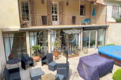 Maison &agrave; vendre &agrave; APT   - 187 m&sup2; 