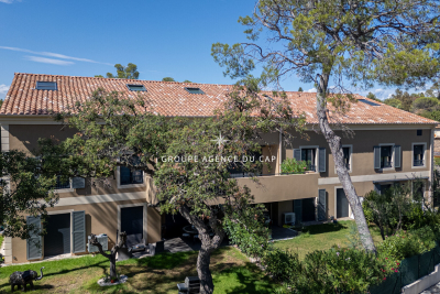 Appartement à vendre à ST-RAPHAËL  - 4 pièces - 220 m² 