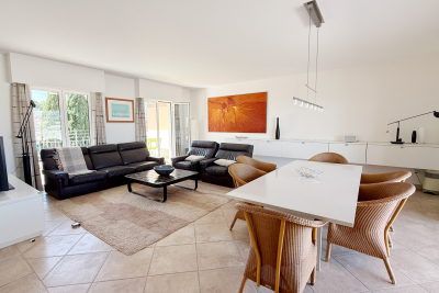 Appartement à vendre à CANNES Petit-Juas - 5 pièces - 125 m² 