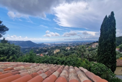 Maison à vendre à CANTARON Le Roc Fleuri-Capitou (Jeanne d'Arc) - 6 pièces - 270 m² 