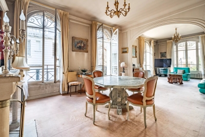 Maison &agrave; vendre &agrave; NEUILLY SUR SEINE  - 10 pi&egrave;ces - 316 m&sup2; 