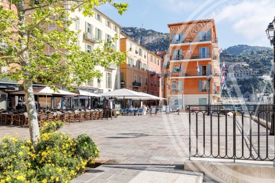 Appartement à vendre à VILLEFRANCHE-SUR-MER Beausoleil Superieur - 2 pièces - 61 m² 