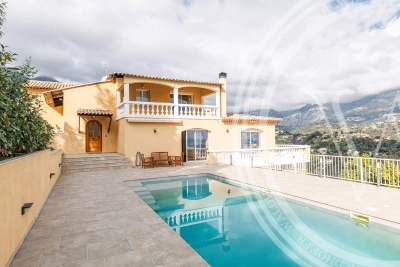 Maison à vendre vue mer ou montagne