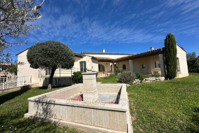 Maison à vendre à AIX-EN-PROVENCE  - 6 pièces - 176 m² 