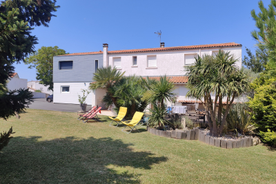 Maison à vendre à ST AUGUSTIN Sud - 14 pièces - 375 m² 