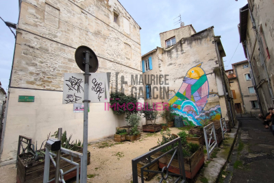 Bien à vendre à AVIGNON   - 84 m² 