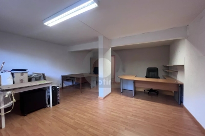 Commercial real estate to rent in MENTON  - 3 rooms - 59 m² 