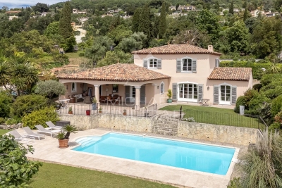 Maison à vendre à VENCE Bois Fleuri-Chevre d'Or-Saint Philippe - 6 pièces - 159 m² 