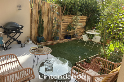Appartement &agrave; vendre &agrave; HYÈRES  - 3 pi&egrave;ces - 70 m&sup2; 