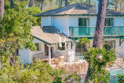 Maison à vendre à LÈGE-CAP-FERRET  - 7 pièces - 183 m² 