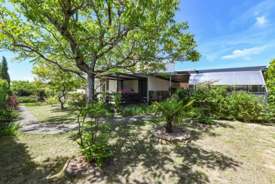 Maison à vendre à UZÈS  - 6 pièces - 179 m² 