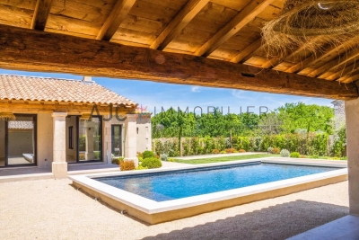 Maison à vendre à ST-RÉMY-DE-PROVENCE  - 5 pièces - 420 m² 