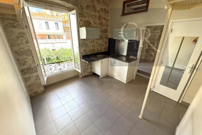 Appartement à vendre à MENTON La Peyriere - 1 pièces - 19 m² 