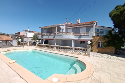 Maison à vendre appartement avec garage plaisir