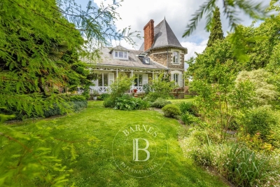 Maison à vendre villa quartier saint montant 