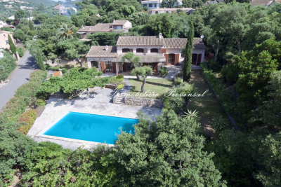 Maison &agrave; vendre &agrave; Ste-Maxime  - 6 pi&egrave;ces 154 m&sup2; 