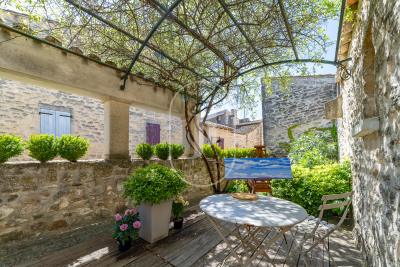 Maison à vendre à UZÈS Carré d'Art - 6 pièces - 170 m² 