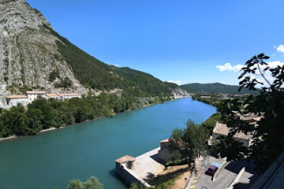 Commerce à vendre à SISTERON Esparron-de-Verdon - 30 pièces - 869 m² 