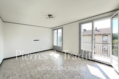 Appartement à vendre à APT  - 4 pièces - 83 m² 