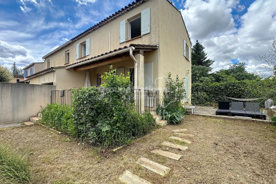 Maison à vendre à CHEVAL BLANC Le Beaucet - 4 pièces - 85 m² 
