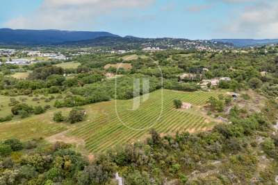 Maison à vendre à APT Saint-Ruf-Trillade Sud - 4 pièces - 170 m² 