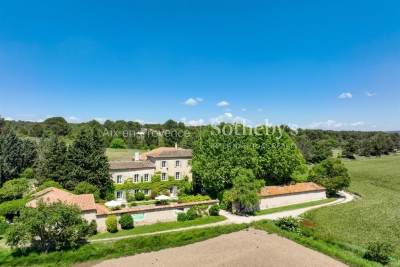 Maison &agrave; vendre &agrave; AIX-EN-PROVENCE Les Lauves - 14 pi&egrave;ces - 550 m&sup2; 