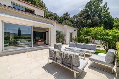 Maison &agrave; vendre &agrave; LA COLLE-SUR-LOUP  - 6 pi&egrave;ces - 170 m&sup2; 