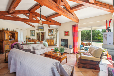 Maison à vendre à ST-RAPHAËL Peyron-Saint Sebastien - 5 pièces - 142 m² 