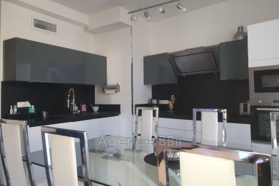 Appartement à vendre à NICE Pasteur-Saint Pons - 3 pièces - 63 m² 