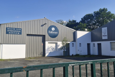 Commerce à louer à URRUGNE   - 180 m² 