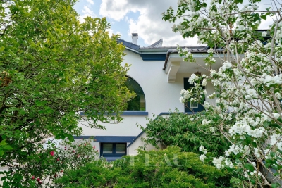 Maison à vendre à VAUCRESSON Maurice Ravel - 8 pièces - 285 m² 