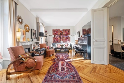 Apartment for sale in BEAULIEU-SUR-MER Beaulieu-sur-Mer - 6 rooms - 169 m² 