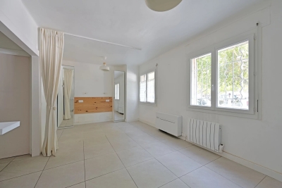 Appartement à vendre à ARLES La Roque-d'Anthéron - 1 pièces - 29 m² 
