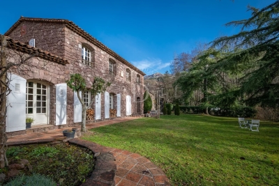 House for sale in PUGET-THENIERS  - 4 rooms - 165 m² 