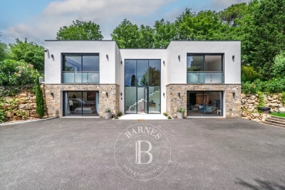 House for sale in OPIO  - 7 rooms - 271 m&sup2; 