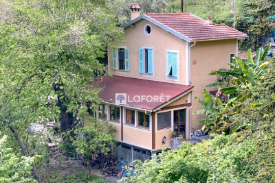 Maison &agrave; vendre &agrave; MENTON  - 5 pi&egrave;ces - 85 m&sup2; 