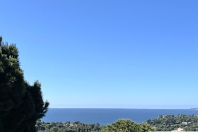 Maison à vendre à LA CROIX-VALMER  - 7 pièces - 200 m² 