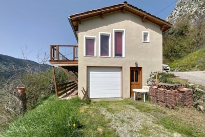 Maison à vendre à ST-AUBAN  - 4 pièces - 138 m² 