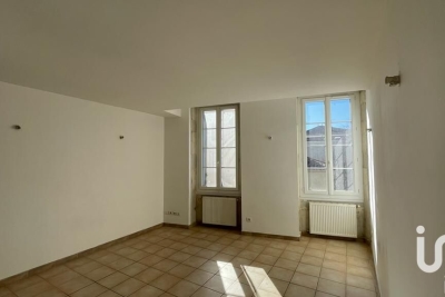 Appartement à vendre à SORGUES Colline et Etang - 1 pièces - 28 m² 