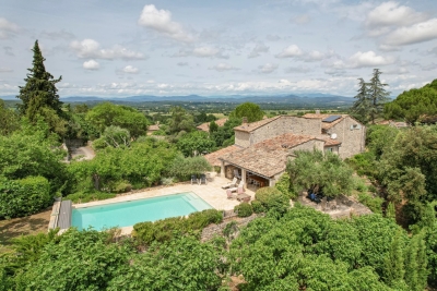 Maison à vendre belle vue piscine gard 
