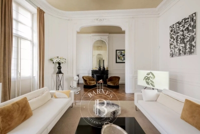 Maison à vendre à BORDEAUX  - 10 pièces - 364 m² 